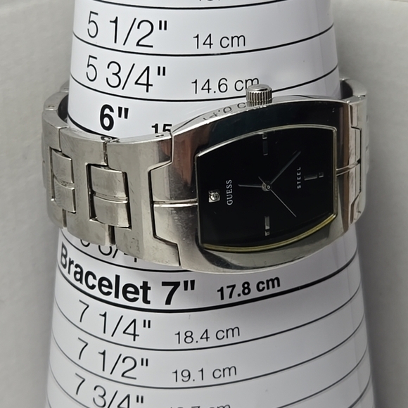 Mens Vintage Guess Steel 31mm G95217G Quartz Analog Watch New Battery - Picture 6 of 11